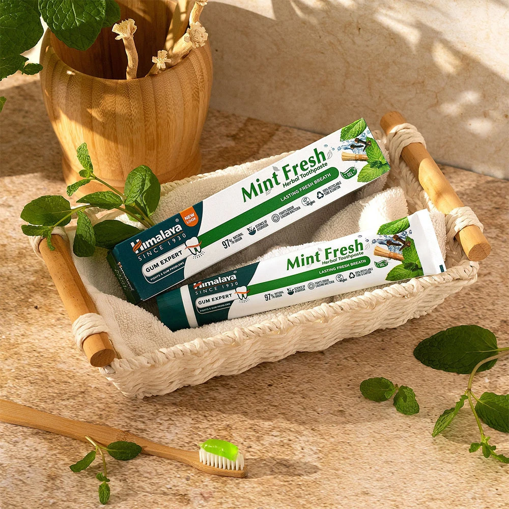 Dentifrice à la menthe fraîche aux herbes - 75 ml. – Image 9