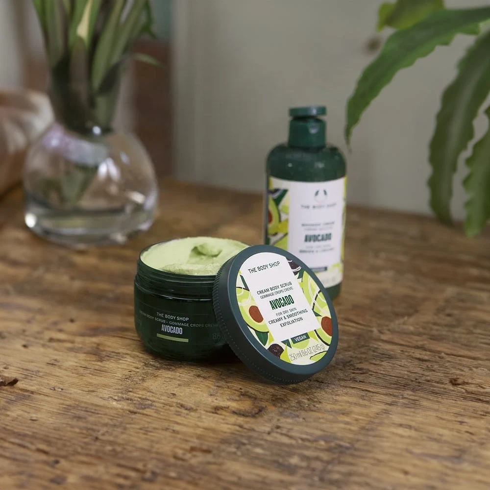 Gommage pour le corps à l'avocat de The Body Shop (50 ml) – Image 9