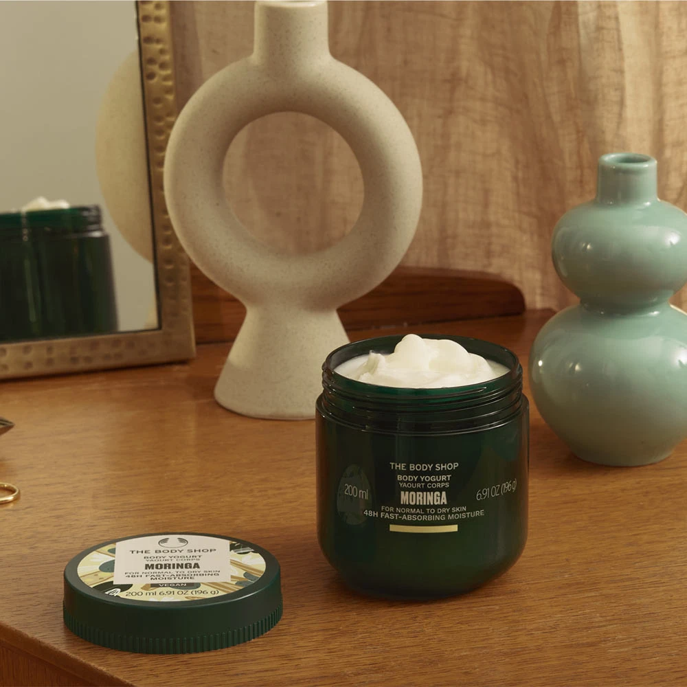 Gommage pour le corps Moringa de The Body Shop (240 ml) – Image 9