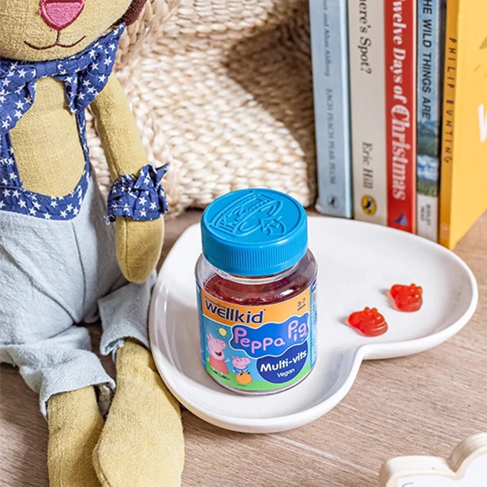Vitabiotics Wellkid Peppa Pig Multi-Vitamines (30 bonbons à la fraise) – Image 3